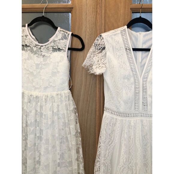 Vintage Lace Dress Set of Mother-Daughter Photo Shoot Wedding - Picture 2 of 9
